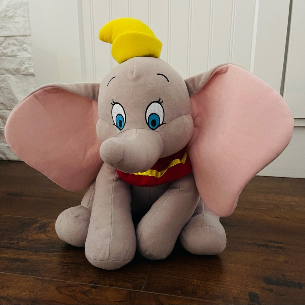 Disney Parks Dumbo Plush Large 14” Disneyland Walt Disney World Authentic - Picture 1 of 8